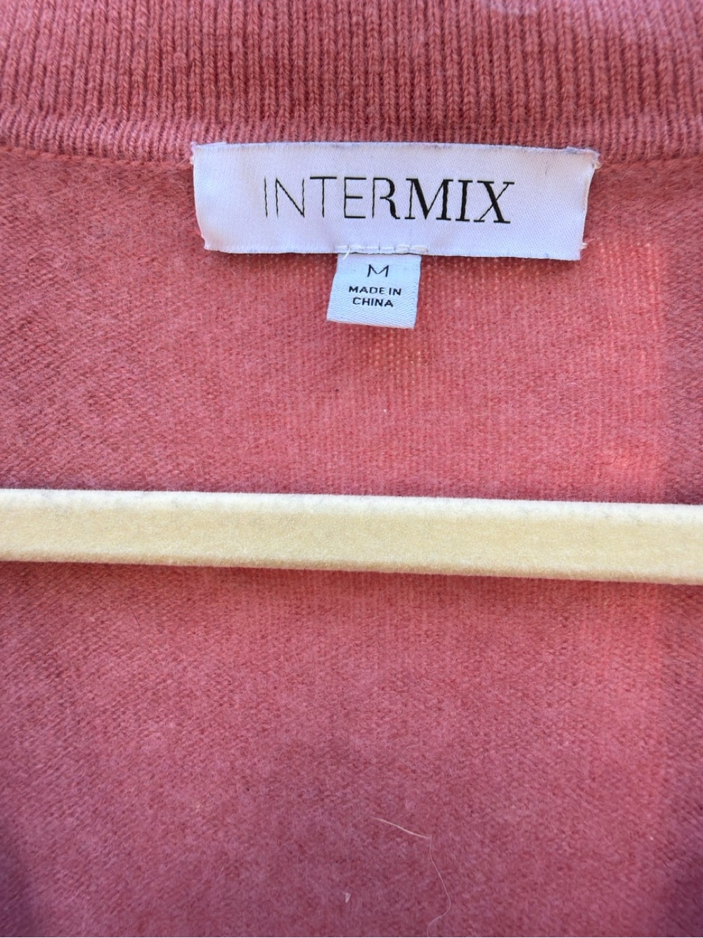 Intermix Coral V-Neck Cashmere Sweater - Picture 3 of 5
